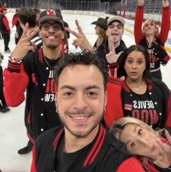 Devils ice selfie